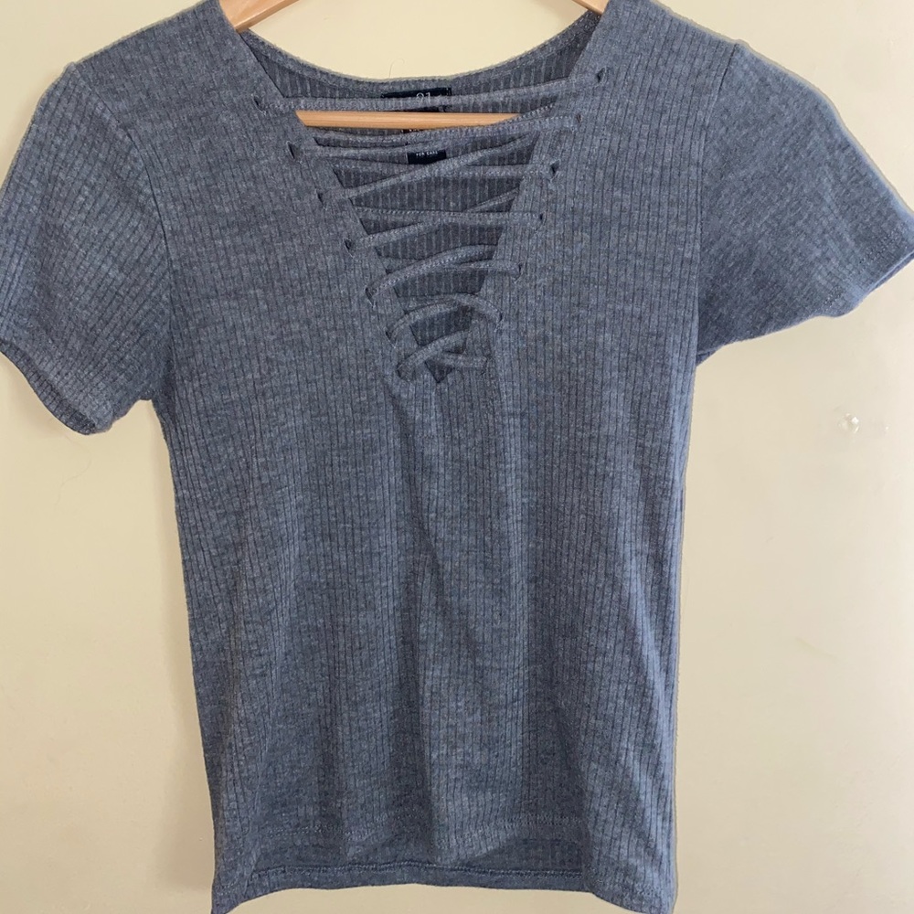 Grey shirt with open front